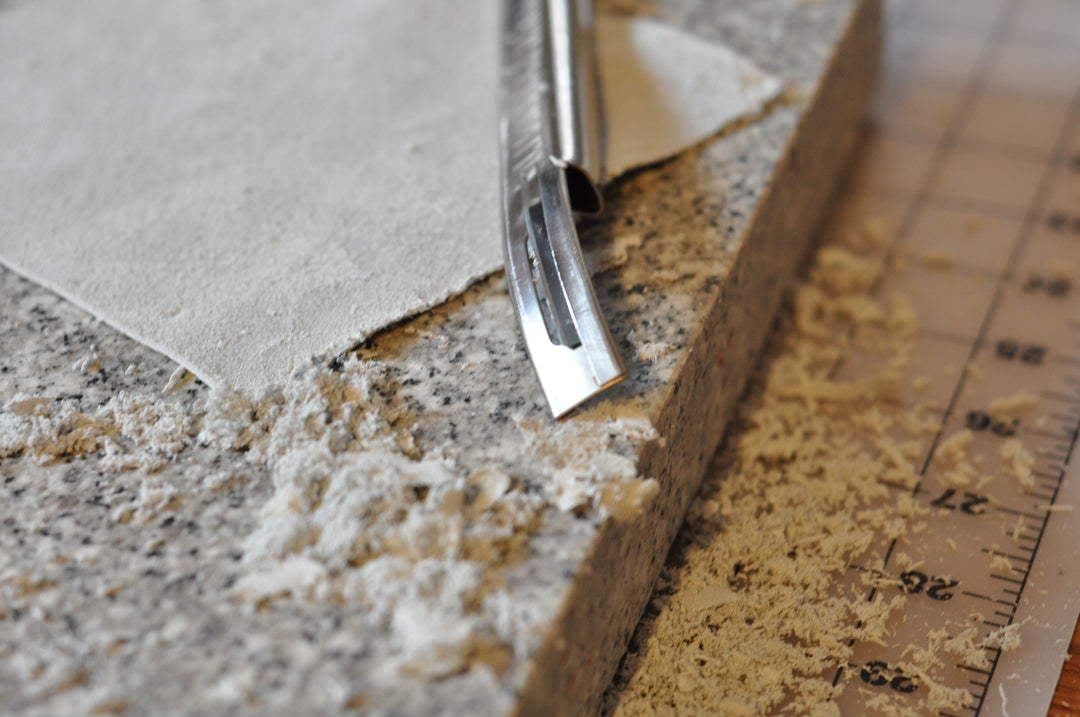 skiving champagne leather bag every edge of leather...