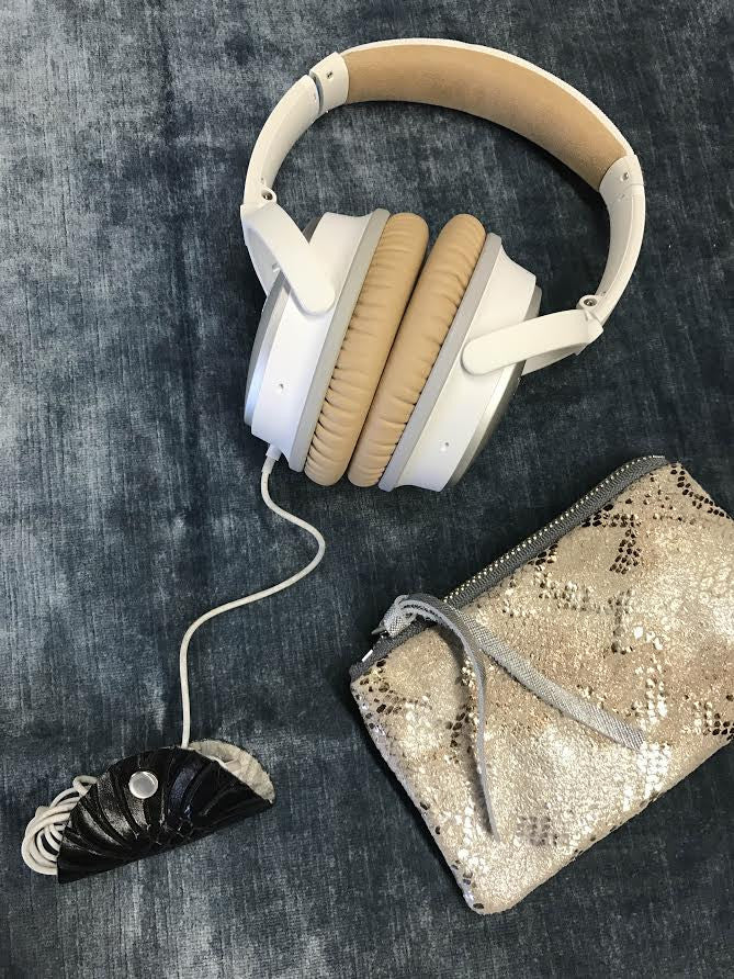 From Hot Mess to Handbag Hero: Headphone Tacos