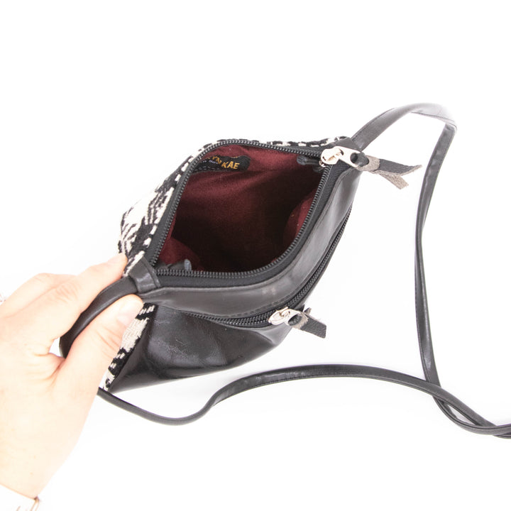 #color_black-white-houndstooth