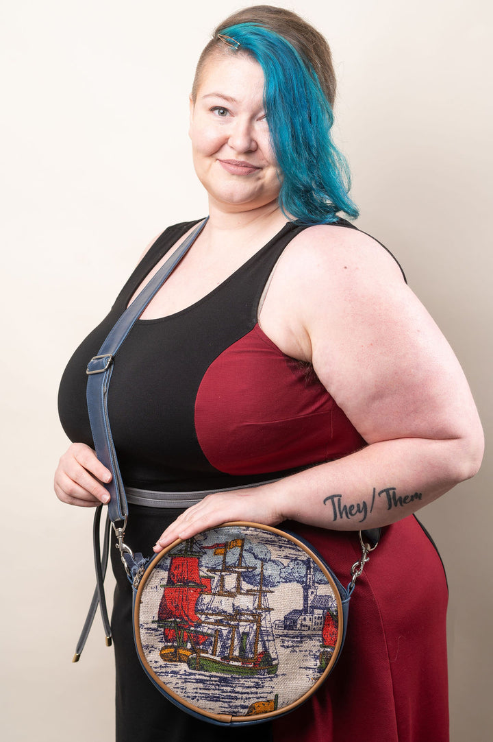 Circle Crossbody Bag With Vintage Fabric - Morro Bay