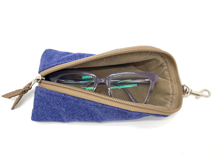 Blue periwinkle lavender zippered pouch with glasses on a white background#color_periwinkle-tweed