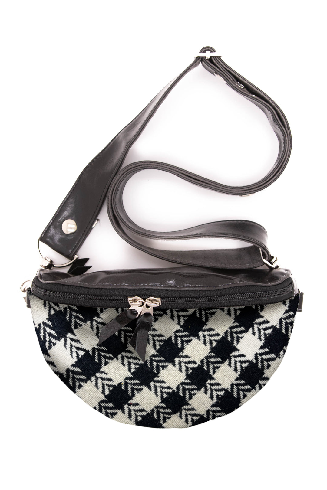 Black and white patterned bag with a black strap on a white background #color_gothic-houndstooth