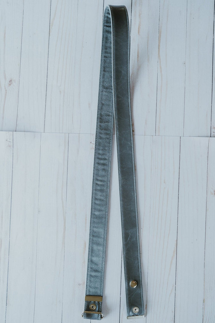 grey crossboyd 1.5 inch long strap 60 inches