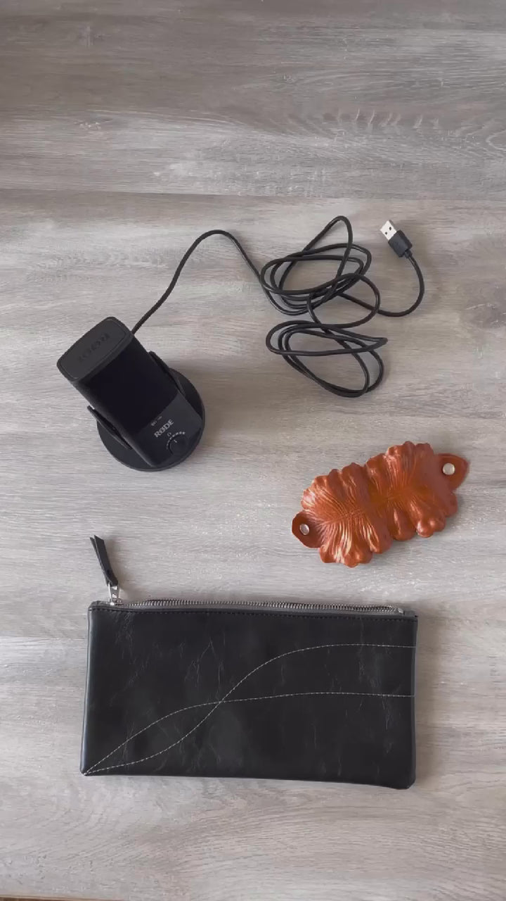 Limited edition Large Valet Pouch from Vintage Fabric#color_morro-bay-sailboats