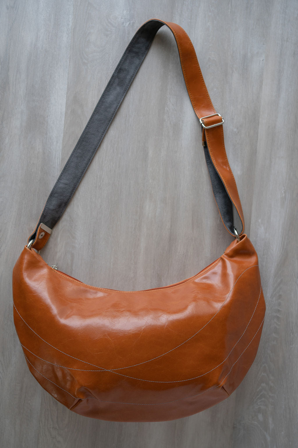 Womens Hobo Purse - Charleston Large Topstitch Hobo - Vegan Leather#color_butterscotch